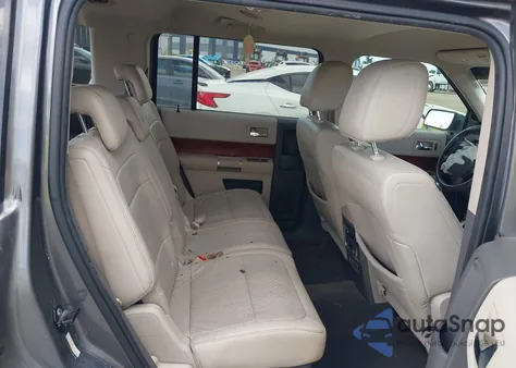 2010 Ford Flex Limited z USA, uszkodzony, nr VIN 2FMGK5DC3ABA58237